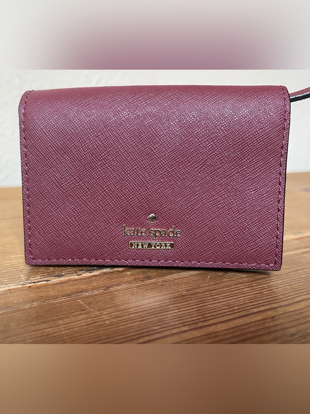Kate Spade Burgundy Saffiano Leather Card Holder Wallet Keychain